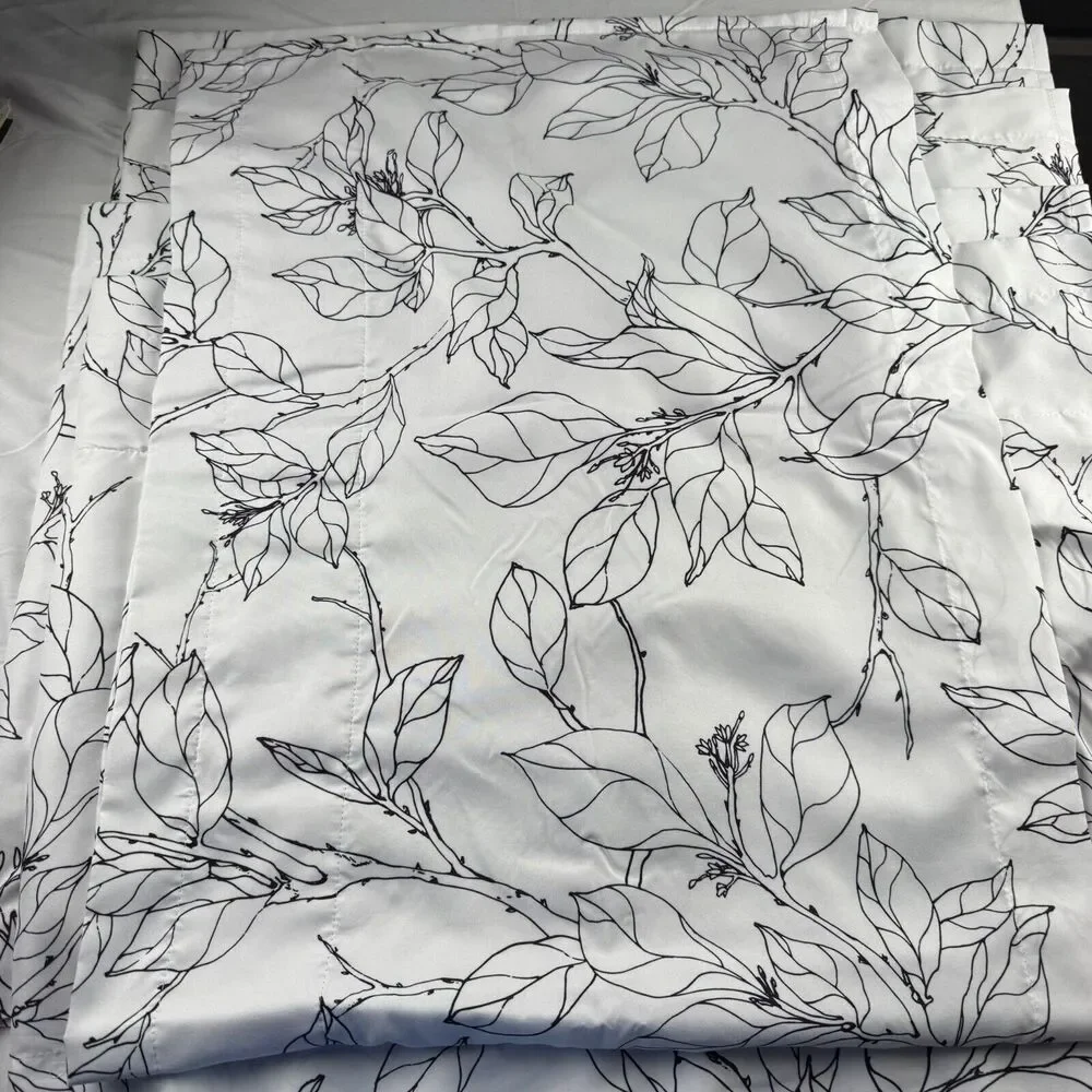 Drift Away Valances 52x20 Set Of 5 White w Black Stem And Leaf Pattern Design